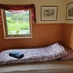 Warm And Cozy Cottage, Great Location Kvaloya