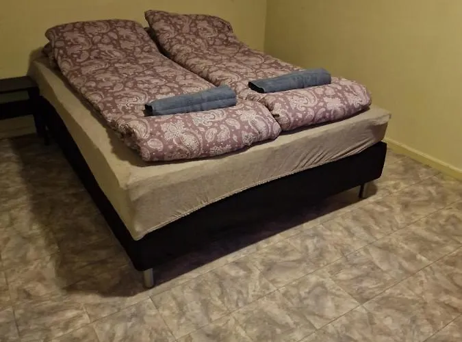 Warm And Cozy Cottage, Great Location Gospodarstwo wiejskie Kvaloya